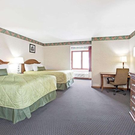 מלון Ramada By Wyndham פלמינגטון מראה חיצוני תמונה